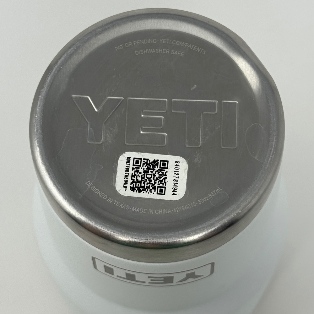 YETI Rambler 30 oz Tumbler White Stainless Steel Vacuum Insulated Travel Mug Lid - Picture 3 of 6